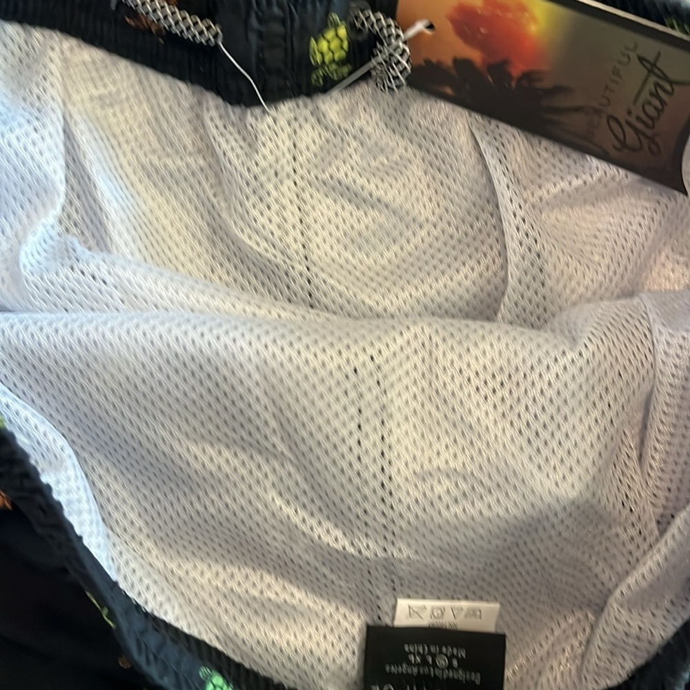 Sale Sale men’s swim shorts med - Picture 5 of 5